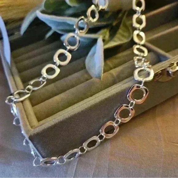 925 STERLING SILVER CHAIN NECKLACE WITH MATCHING BRACELET IN TIFF & CO POUCH - Picture 3 of 8
